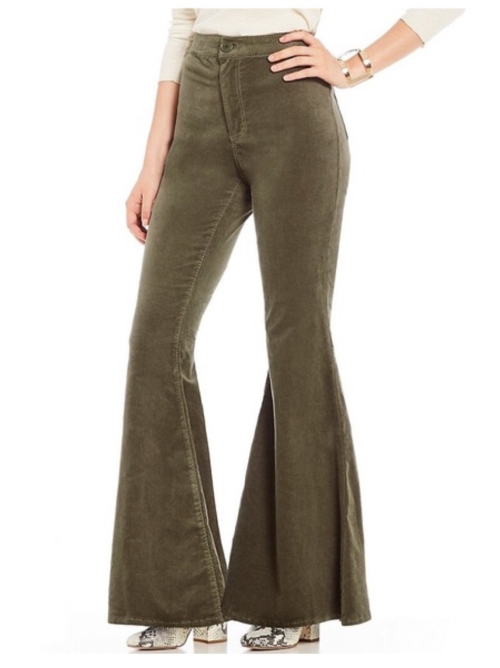 Chelsea & Violet brown kick out flare  Corduroy Pants size 29